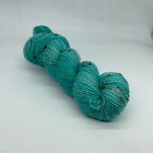 Load image into Gallery viewer, Avery Island DK