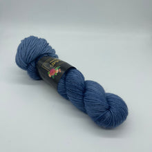 Load image into Gallery viewer, Fountainbleau DK