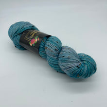 Load image into Gallery viewer, Avery Island DK