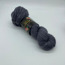 Load image into Gallery viewer, Fountainbleau DK