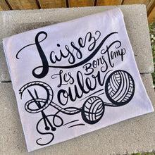 Load image into Gallery viewer, Lassez Les Bon Temp Rouler Knitter T-Shirt